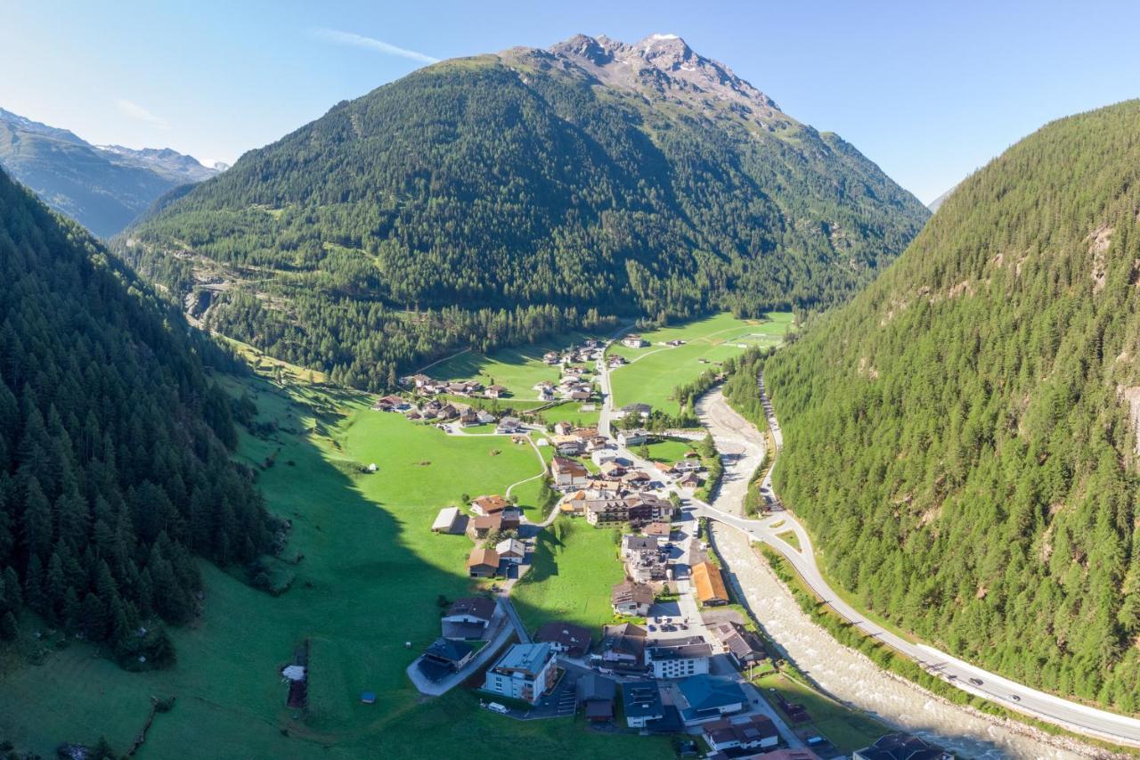 Garni Oetztal Rooms & Aparts Sölden Eksteriør bilde